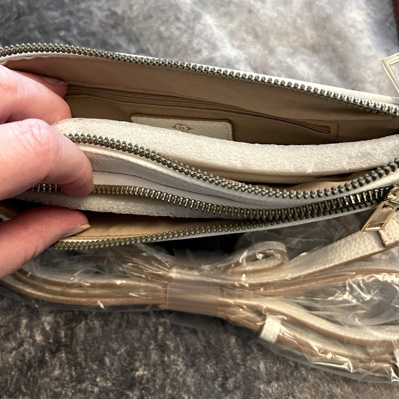 Nanette LePore Crossbody NWT - Picture 7 of 7